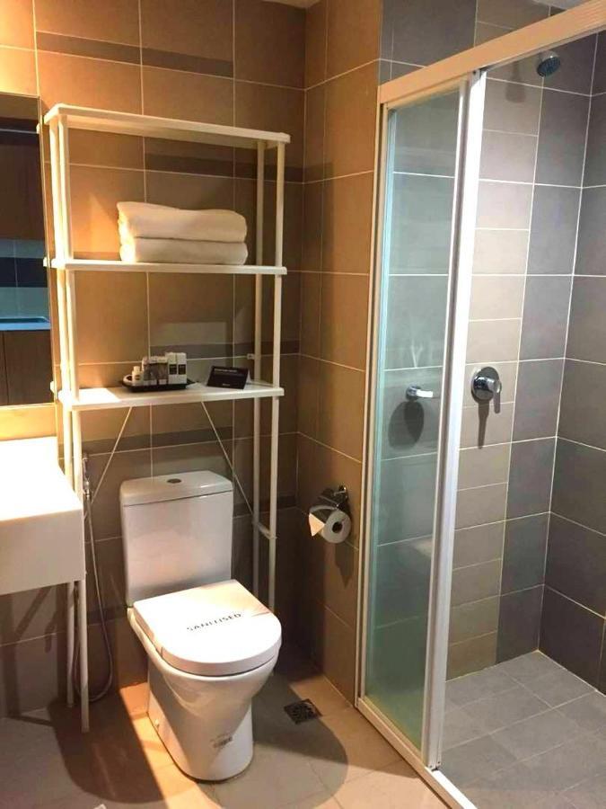The Regency Scholar'S Hotel Kuala Lumpur Bagian luar foto