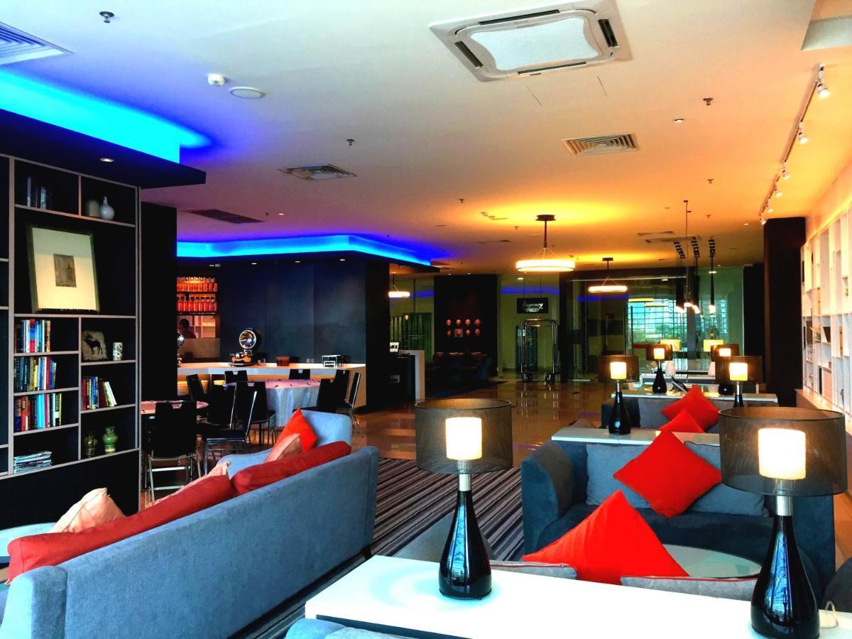 The Regency Scholar'S Hotel Kuala Lumpur Bagian luar foto