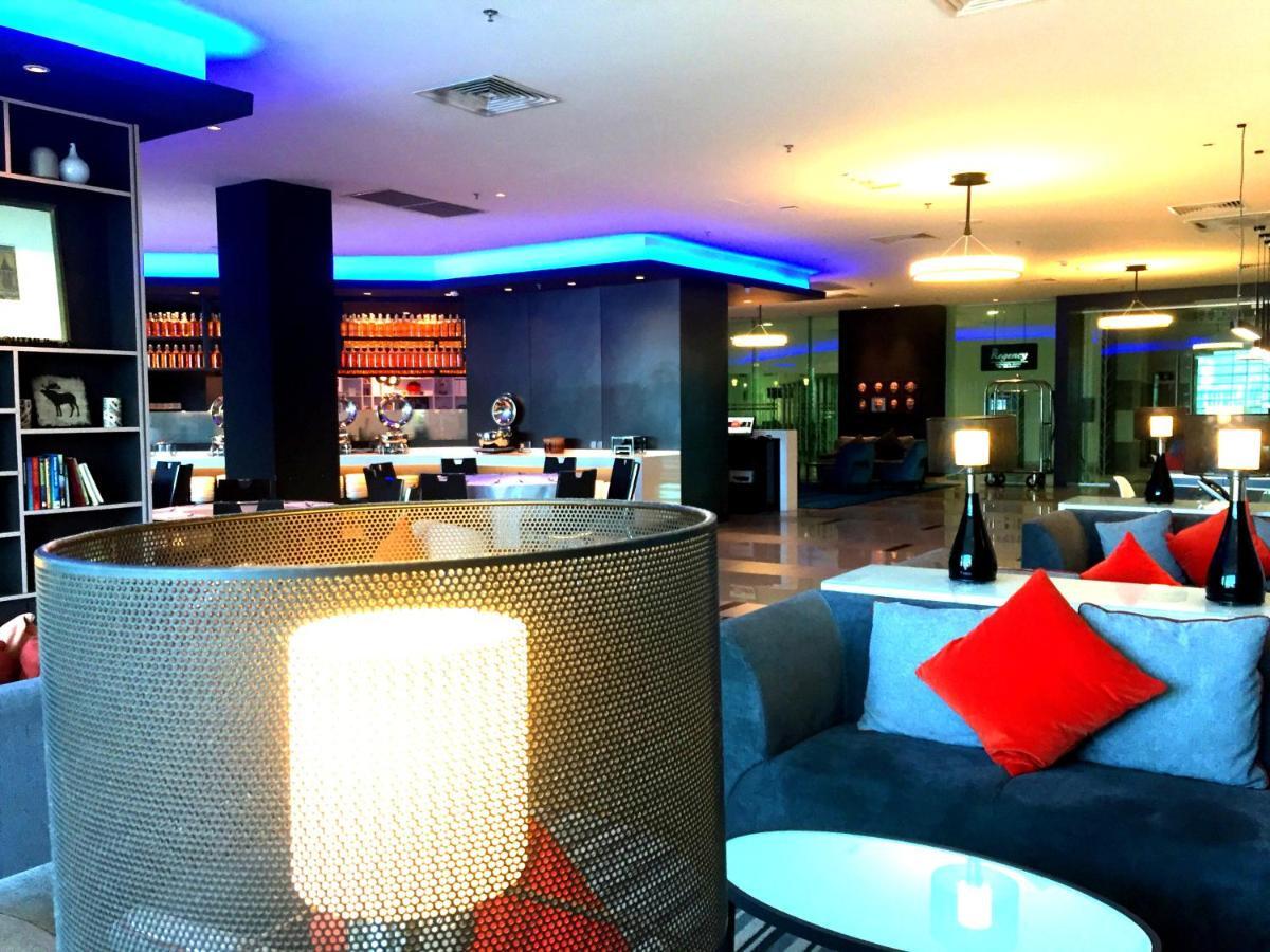 The Regency Scholar'S Hotel Kuala Lumpur Bagian luar foto